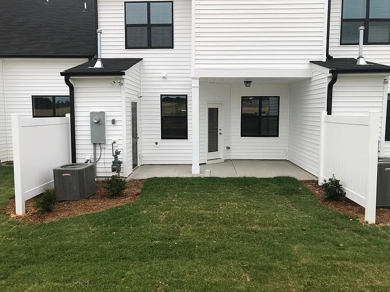 728 Putney Hill Rd — Photo 20