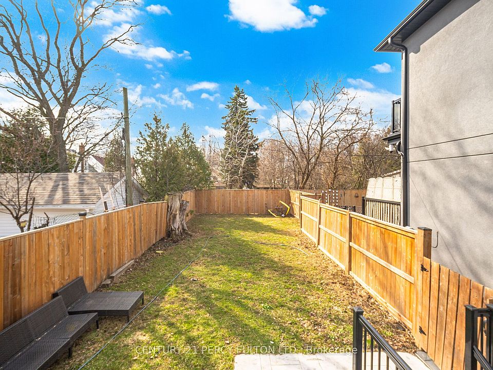 1st image of 195 Danforth Rd