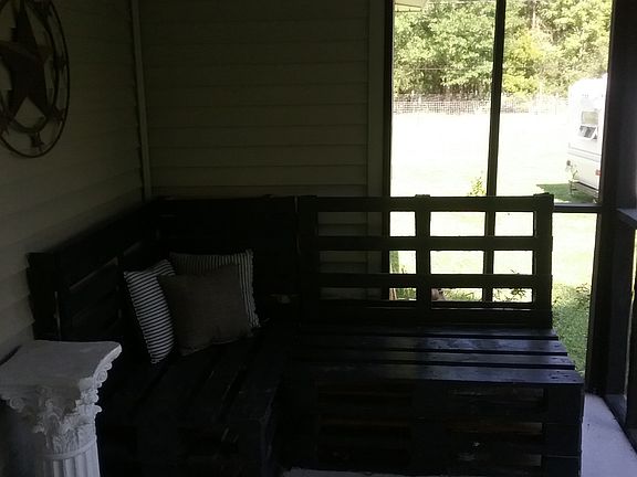 3rd image of 15127 Jewel Dr