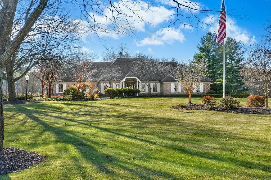 23 Stone Rd, Millbury, MA 01527 Zillow