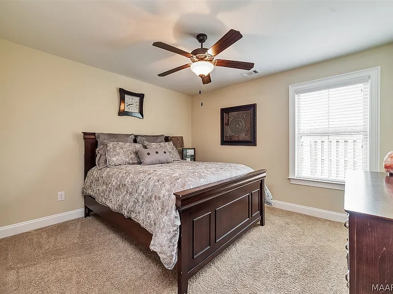 8115 Faith Ct — Photo 35