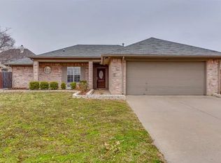 769 Windridge Ln, Burleson, TX 76028