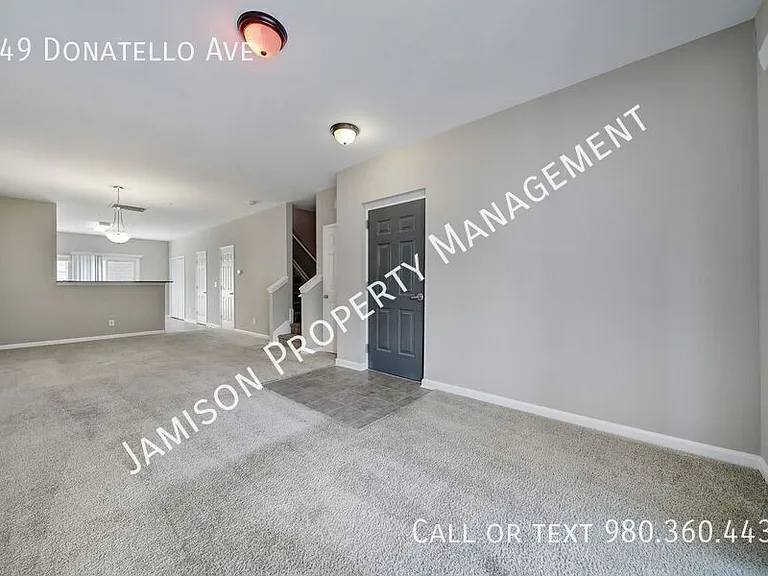 549 Donatello Ave — Photo 4