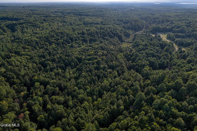 4th image of L53 Potter Hollow Road