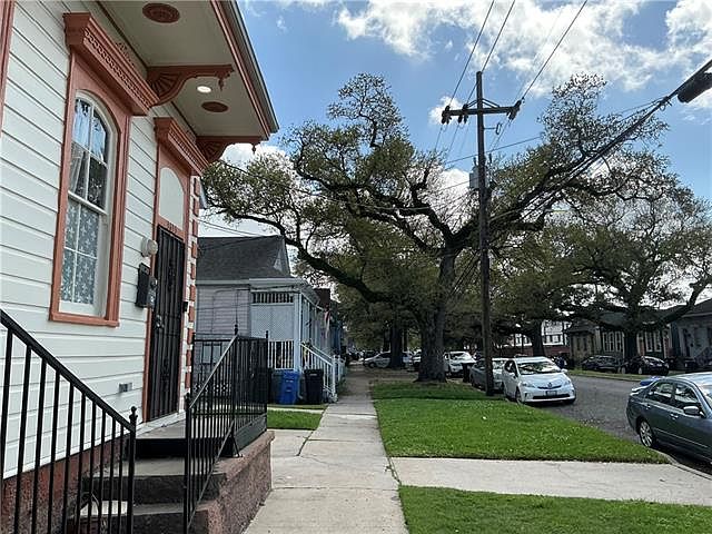 1st image of 3037 Bienville St #3037