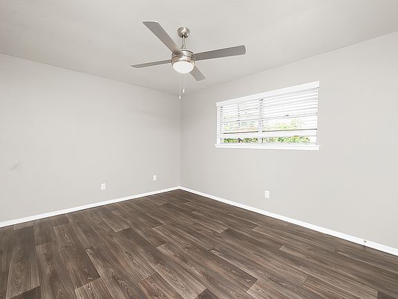 4th image of 200 E Mitcham St #201-R