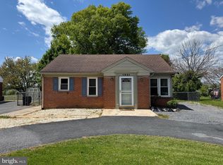 1241 S Main St, Chambersburg, PA 17201