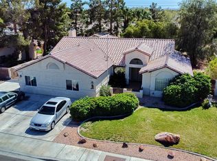 6341 Shadow Glen Ln, Las Vegas, NV 89108