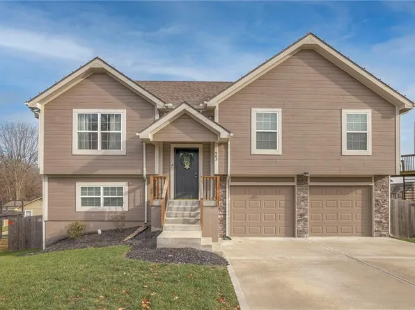 903 S Westover Rd, Belton, MO 64012