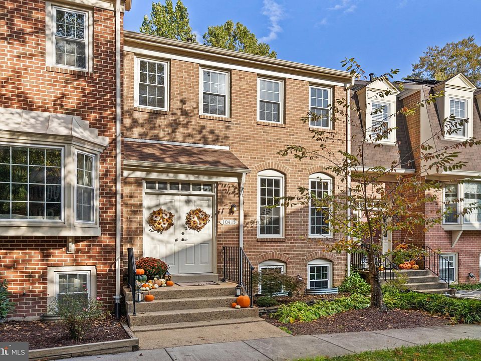 1st image of 10415 Carriagepark Ct