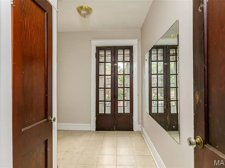7005 Amherst Ave #2 — Photo 11