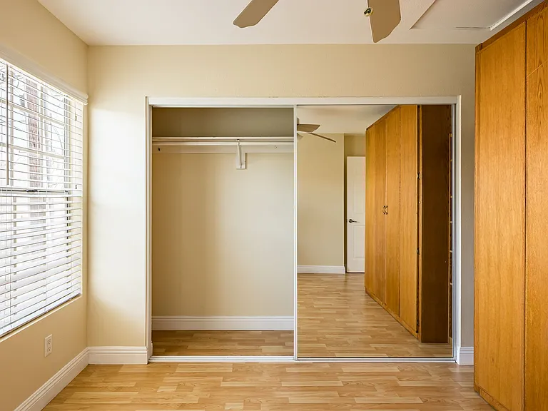 4327 Swift Ave #5 — Photo 17