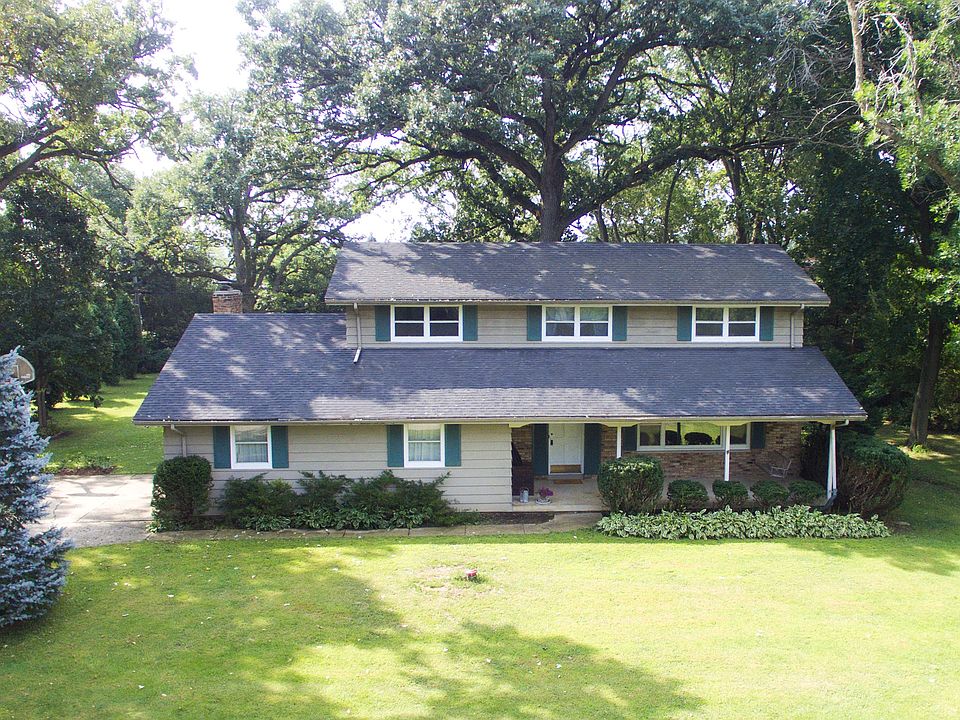 1st image of 36W665 Oak Hill Dr