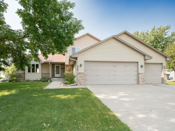 5705 Vinewood Ln N, Plymouth, MN 55442