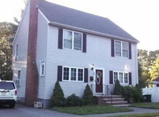 86 Park St, Stoneham, MA 02180