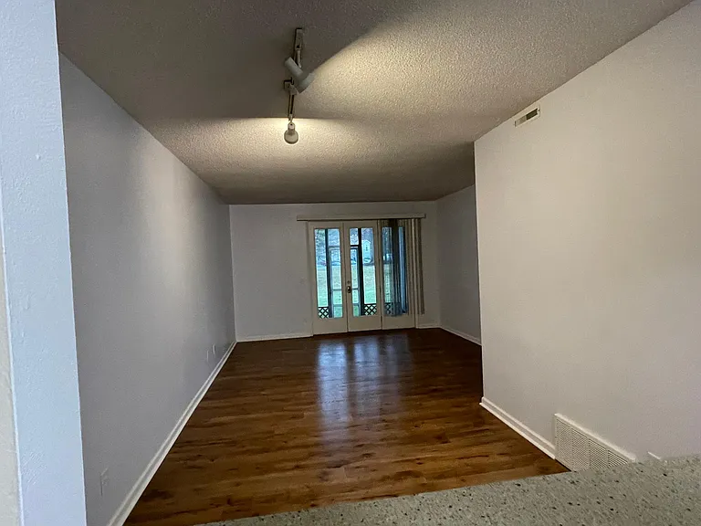 4803 Foxwood Dr S #3 — Photo 7