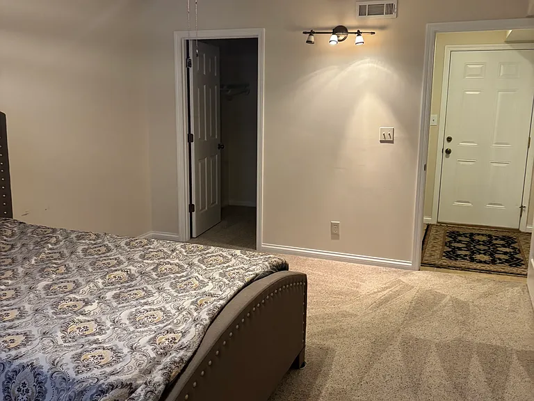 11157 Thornton Dr — Photo 25