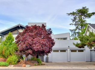 5151 Del Rio Rd, Sacramento, CA 95822