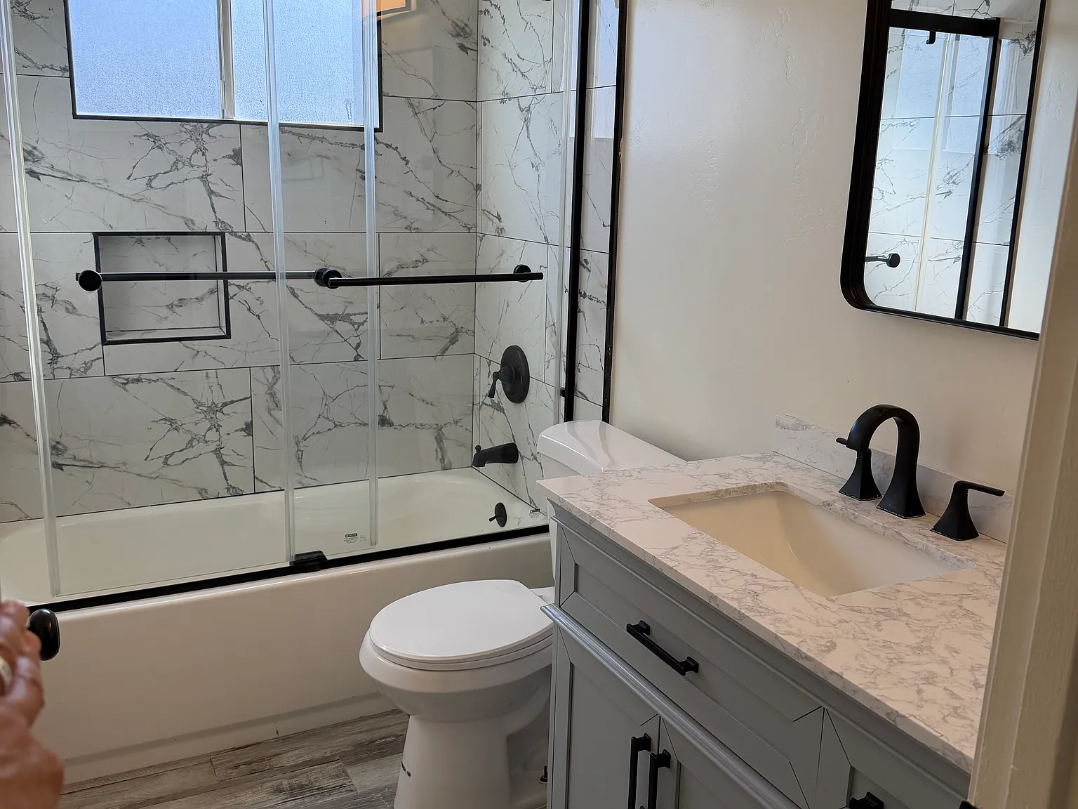 2 bed, 800 sqft, $1,375 — Photo 3