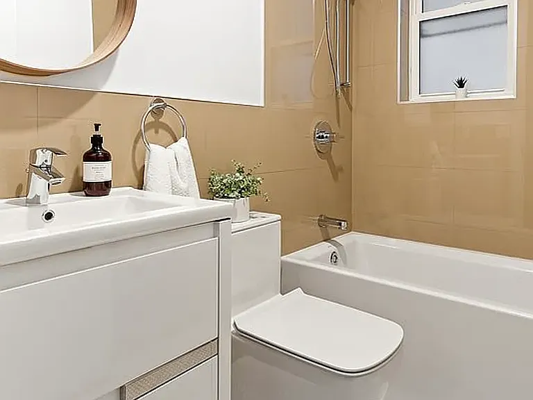 627 Wilson Ave #4 — Photo 8