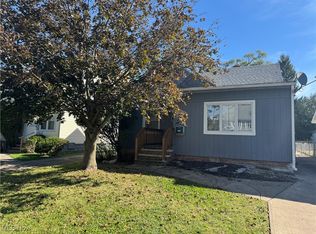 5185 Clement Ave, Maple Heights, OH 44137