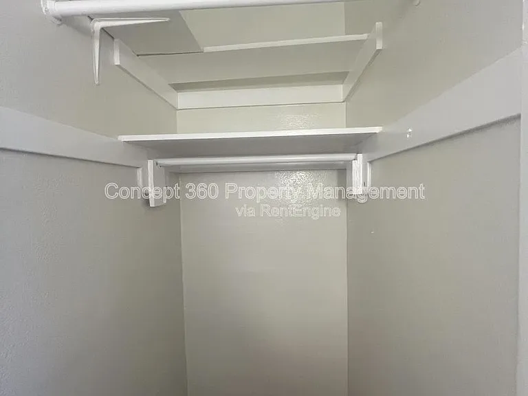 420 Orange Ave #9 — Photo 11