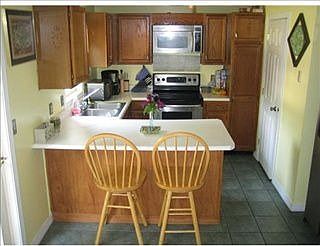 4th image of 16 Laurene Dr APT 6