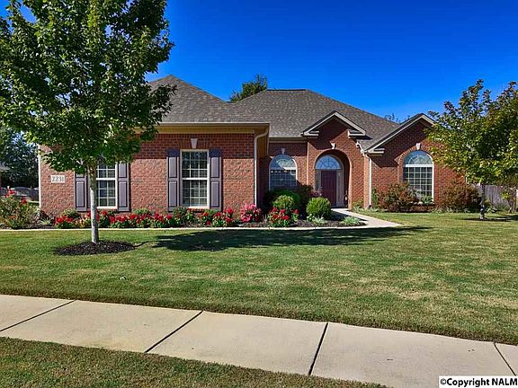 2nd image of 2231 Towne Park Dr