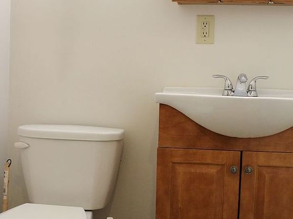 4th image of 436 N 32nd St #2
