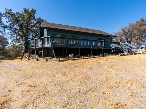 30289 Auberry Rd, Prather, CA 93651