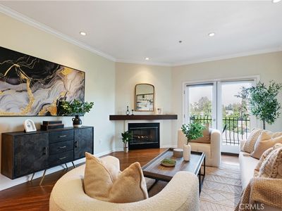 12407 Moorpark St APT 205, Studio City, CA, 91604
