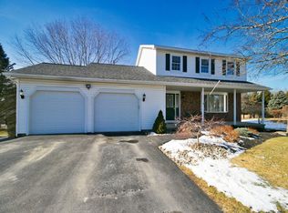 304 Dawn Dr, Schenectady, NY 12306