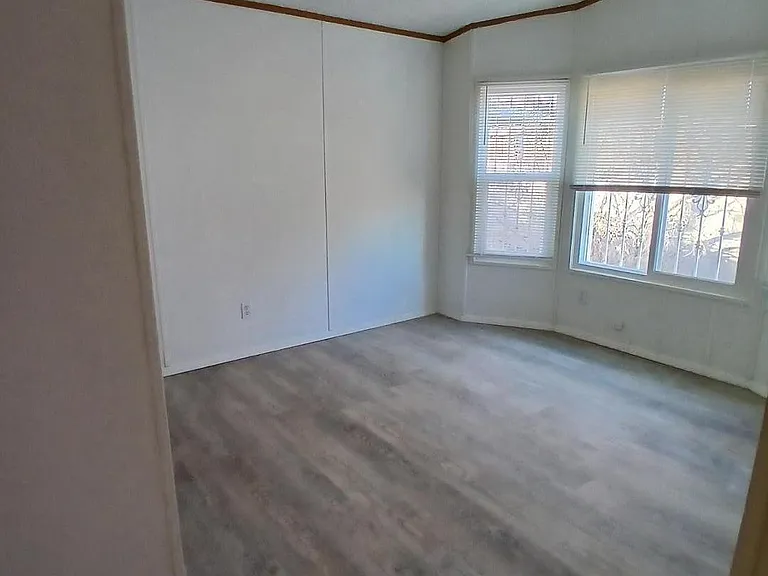 4301 Riley Rd SW — Photo 6