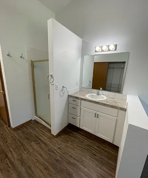 618 E Cozza Dr — Photo 6