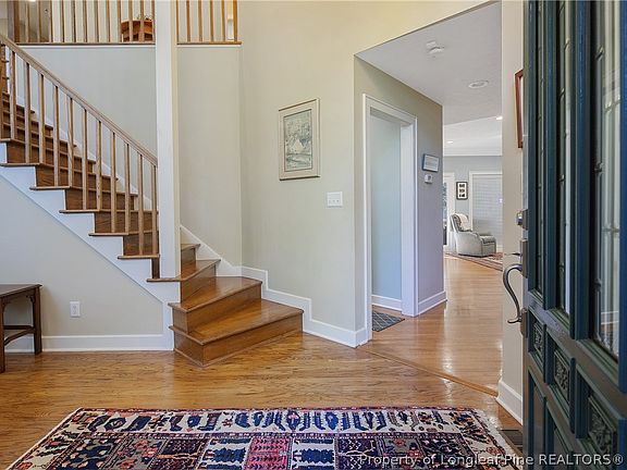 3rd image of 456 Kingsford Rd