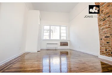 Rented by Jonis Realty