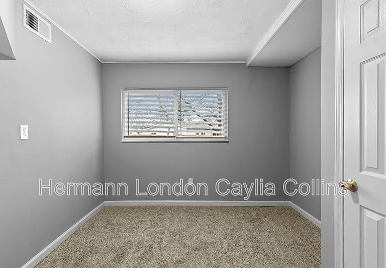 2265 Grants Pkwy — Photo 15