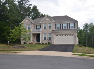 29 Berea Knolls Dr, Fredericksburg, VA 22406