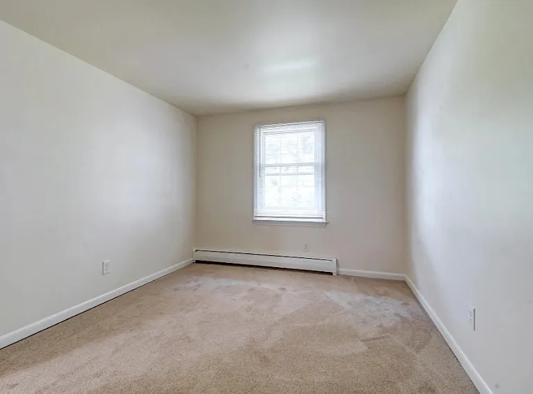 Beechwood Manor Apartments — Photo 5