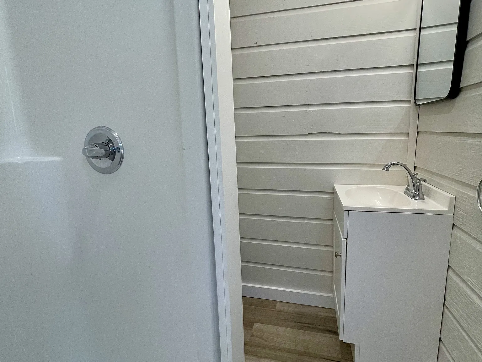 2 bed, 1000 sqft, $1,300 — Photo 4