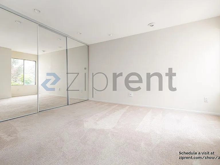 3454 Castle Glen Dr #226 — Photo 12