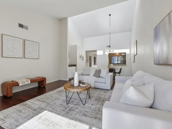 972 Diaz Ln, Foster City, CA 94404