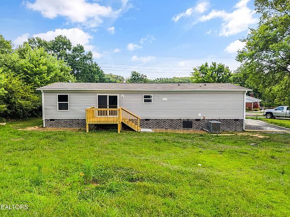 4th image of 4705 Green Meadow Ln
