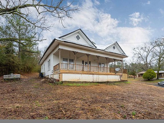 3rd image of 2754 County Line Dr