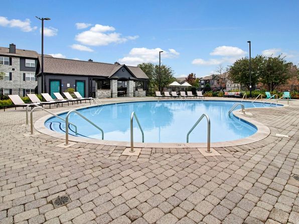 2325 Nashville Pike APT 2102