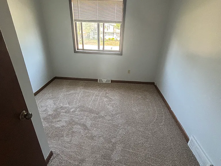 207 Seneca Creek Rd — Photo 9