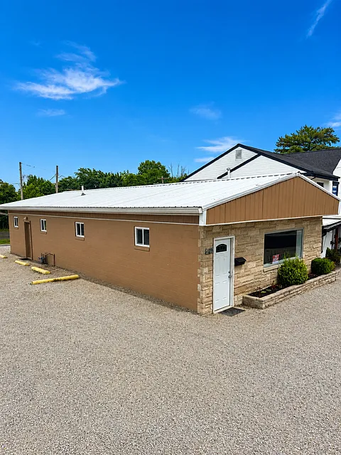 1302 Salem Rd