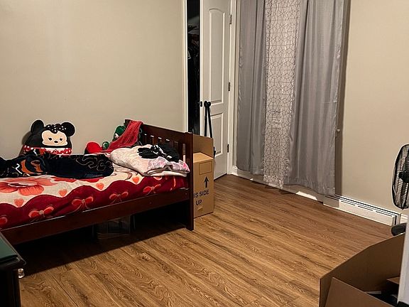 4th image of 3650 W 68th St