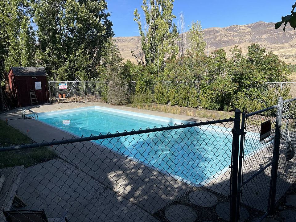 1st image of 5801 8th St SE