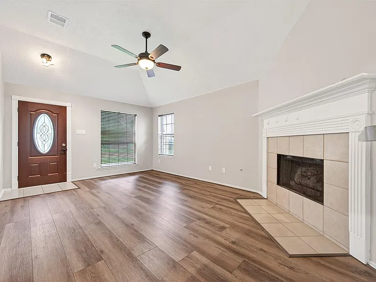 18499 Sunrise Pines Dr — Photo 6